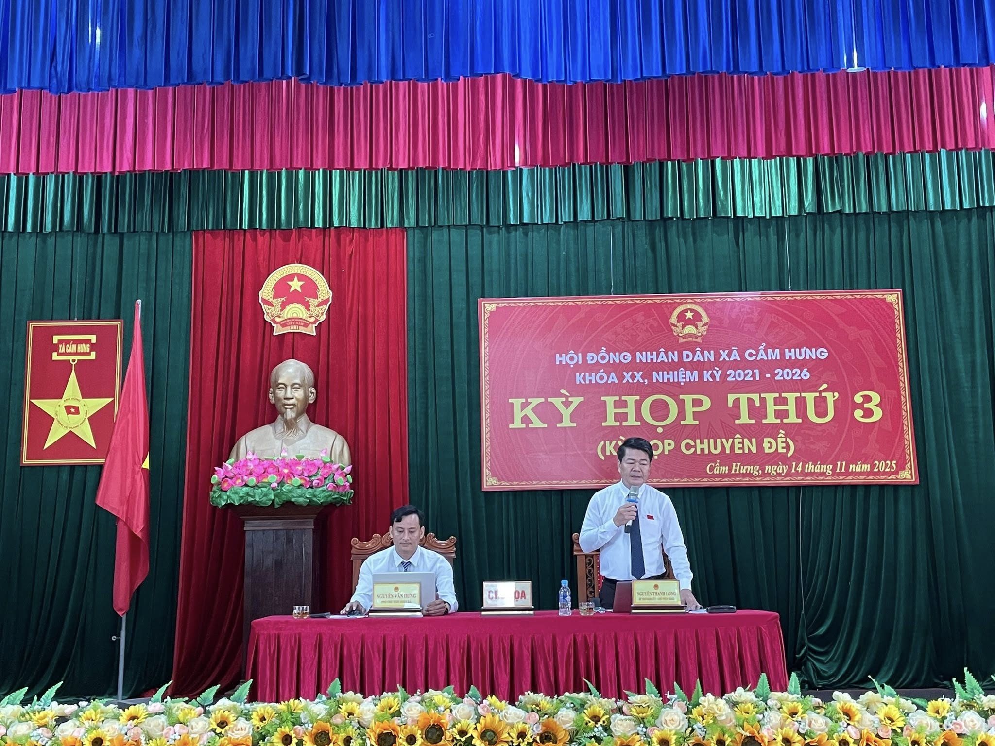 HỘI ĐỒNG NHÂN DÂN XÃ CẨM HƯNG TỔ CHỨC KỲ HỌP THỨ 3 (KỲ HỌP CHUYÊN ĐỀ) KHÓA XX, NHIỆM KỲ 2021 – 2026