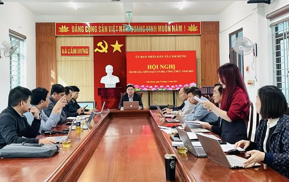 CẨM HƯNG TỔ CHỨC HỘI NGHỊ ĐÁNH GIÁ, XẾP LOẠI CÁN BỘ, CÔNG CHỨC NĂM 2025 