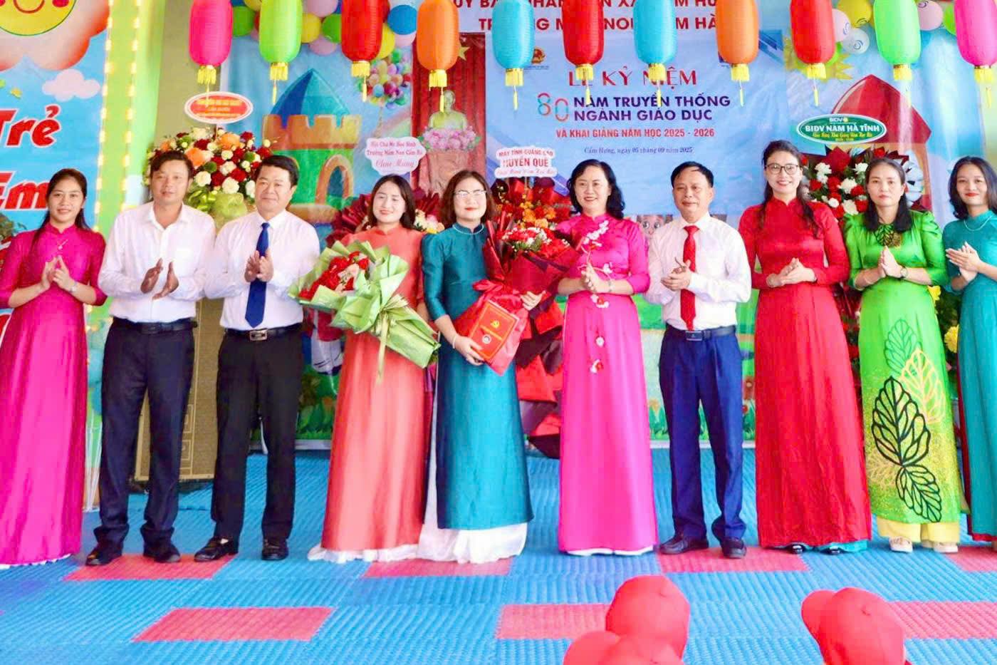 🇻🇳📚XÃ CẨM HƯNG TƯNG BỪNG NGÀY HỘI TỰU TRƯỜNG, GẮN KẾT TRUYỀN THỐNG 80 NĂM THÀNH LẬP NGÀNH GIÁO DỤC VỚI KHÁT VỌNG ĐỔI MỚI🎓📚🇻🇳
